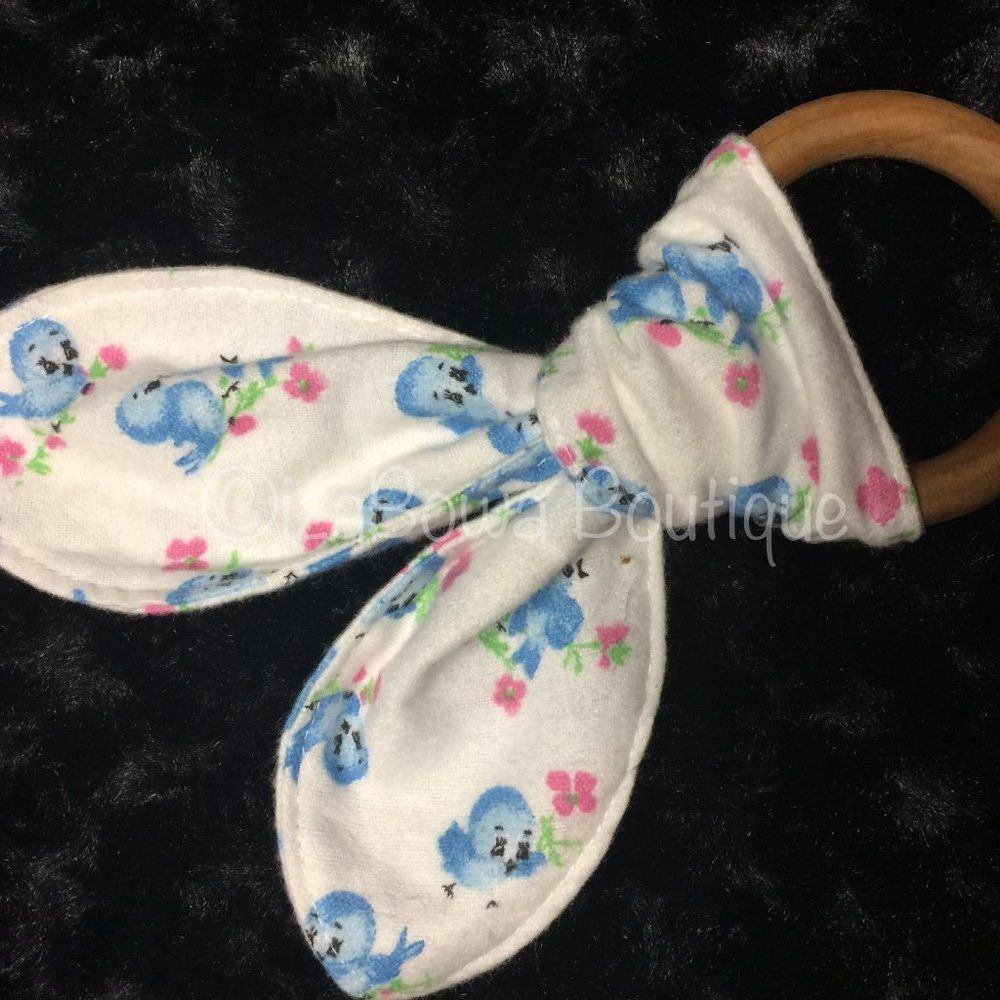 Blue Birds Wooden Teething Ring TR109 Handmade NWT Boutique